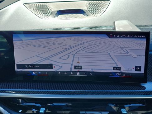 Used 2024 BMW X7 M60i w/ Executive Package image 20