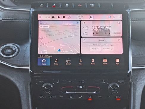 Certified 2022 Jeep Grand Cherokee Limited image 18