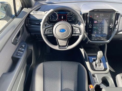 New 2025 Subaru Forester Premium image 5
