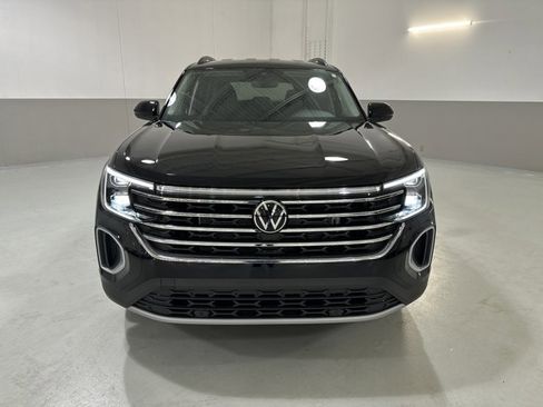 New 2026 Volkswagen Atlas SE image 2