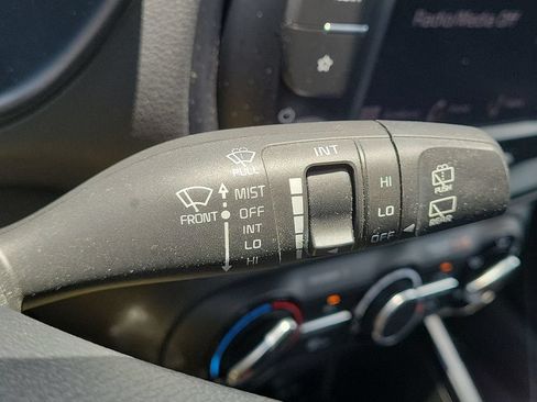 Certified 2023 Kia Soul LX FWD image 12