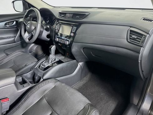 Used 2017 Nissan Rogue SL w/ SL Premium Package image 37