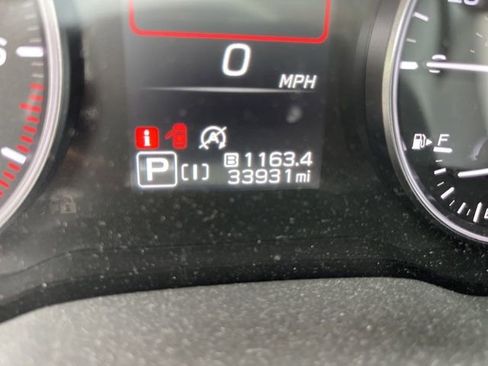 Used 2024 Subaru Crosstrek 2.0i Premium AWD/4WD image 7