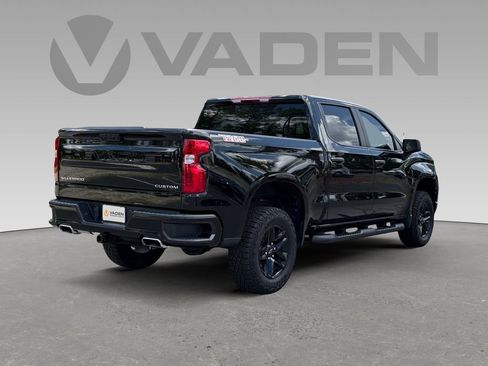 Used 2024 Chevrolet Silverado 1500 Custom Trail Boss AWD/4WD image 19