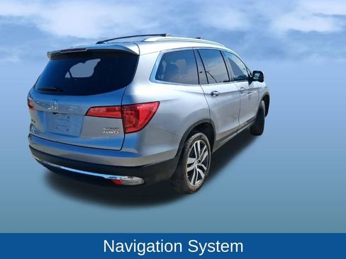 Used 2018 Honda Pilot Touring image 7