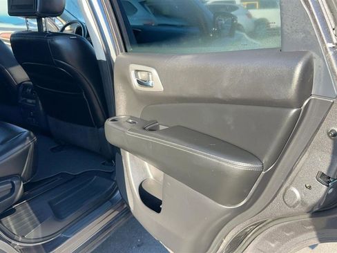 Used 2017 Nissan Pathfinder Platinum w/ Family Entertainment Package image 42