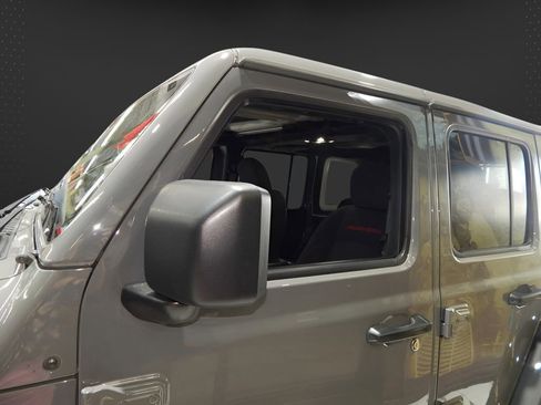 Used 2021 Jeep Wrangler Unlimited Rubicon image 14