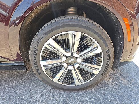 New 2025 Cadillac Escalade IQ Luxury 2 image 8