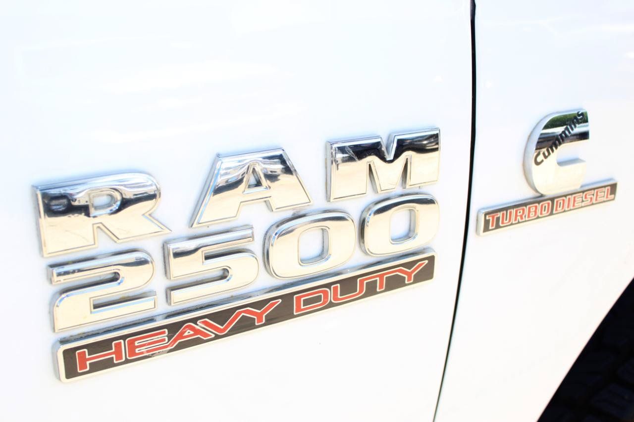 Used 2014 RAM 2500 Tradesman w/ Chrome Appearance Group AWD/4WD image 2