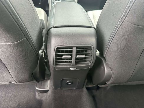 Used 2023 Ford Escape Active image 11