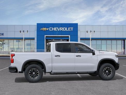 New 2026 Chevrolet Silverado 1500 ZR2 image 5