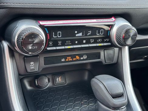Used 2024 Toyota RAV4 XLE image 22