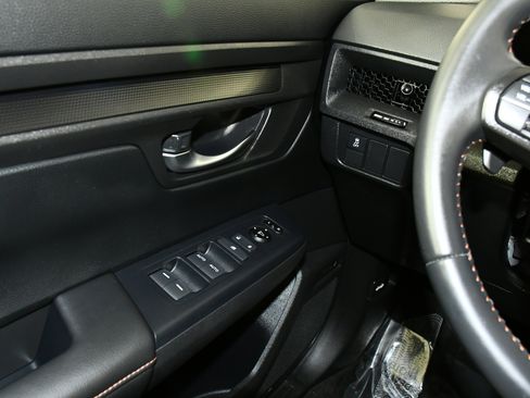 Certified 2024 Honda CR-V Sport image 32