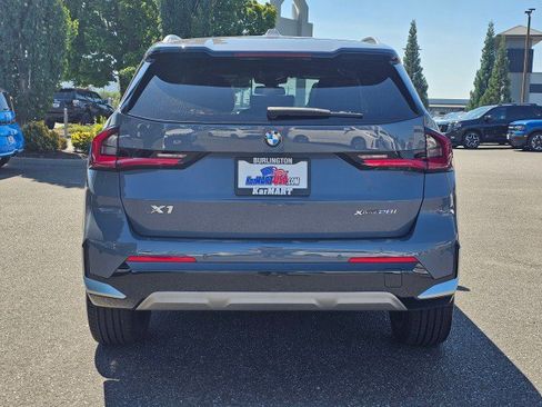 Used 2024 BMW X1 xDrive28i w/ Convenience Package AWD/4WD image 4