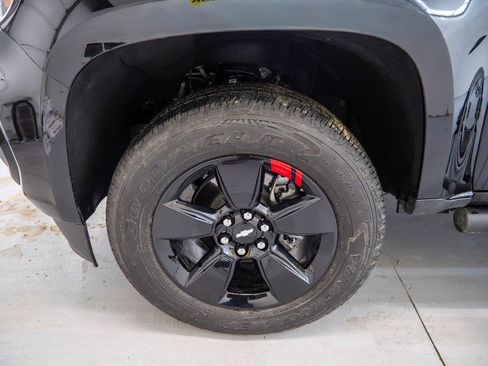 Used 2022 Chevrolet Colorado LT w/ Redline Special Edition image 8