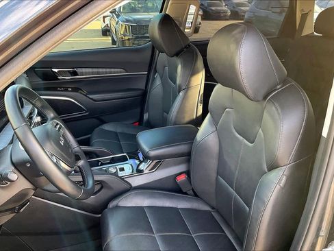 Certified 2024 Kia Telluride SX image 10