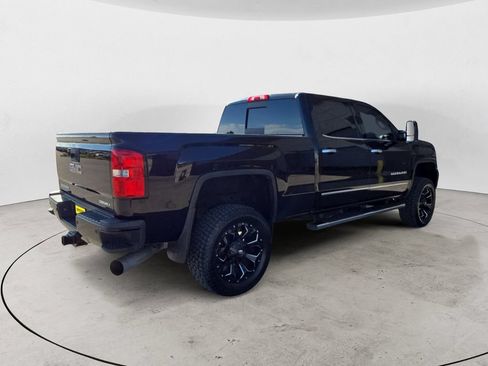 Used 2015 GMC Sierra 2500 Denali w/ Duramax Plus Package AWD/4WD image 5