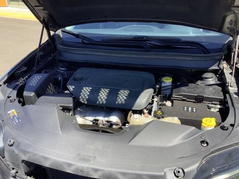 Used 2020 Jeep Cherokee Latitude Plus FWD image 40