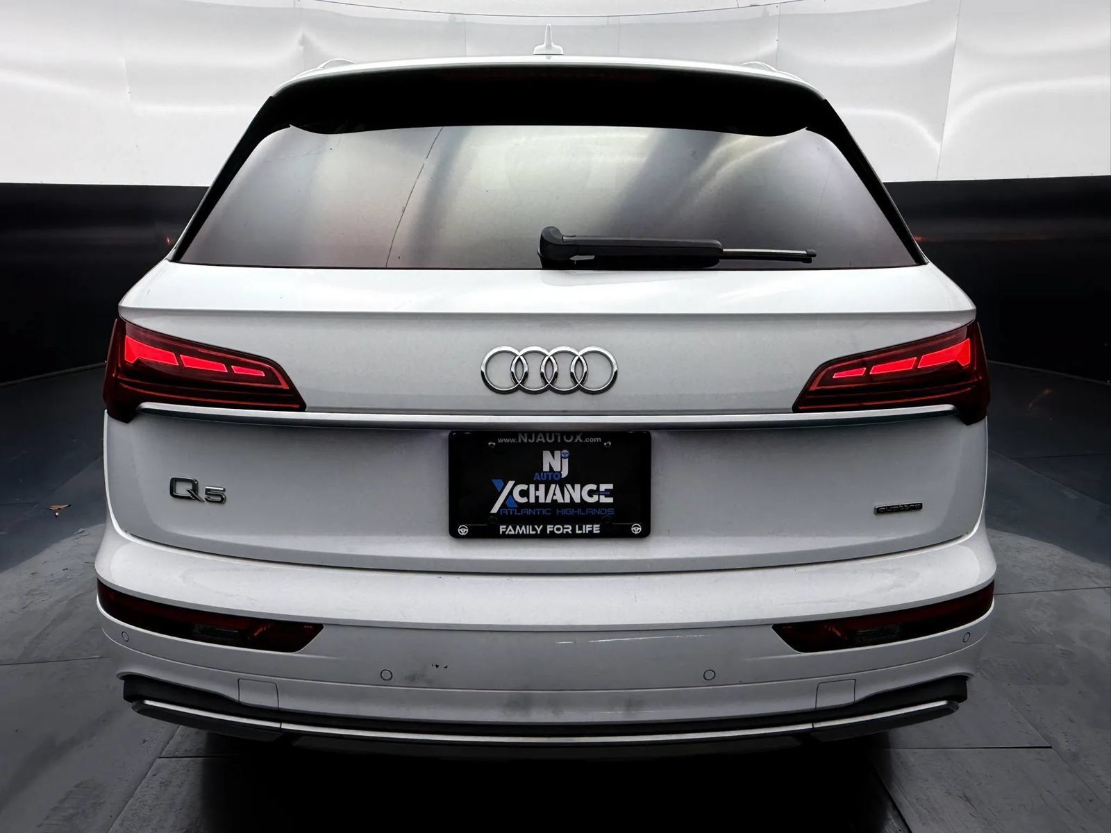 Used 2021 Audi Q5 Prestige w/ Prestige Package AWD/4WD image 7