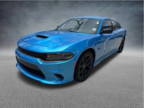 Used 2023 Dodge Charger R/T w/ Blacktop Package RWD image 4