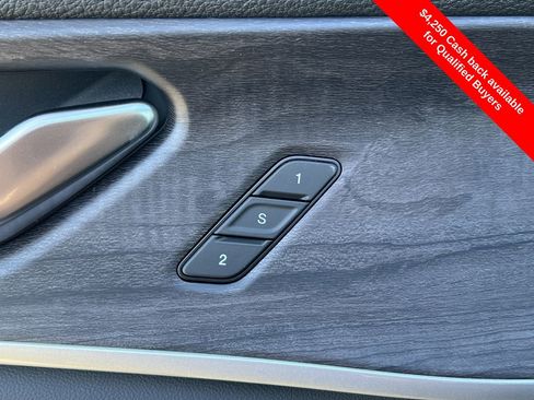 New 2025 Jeep Grand Cherokee Limited w/ Luxury Tech Group II image 22