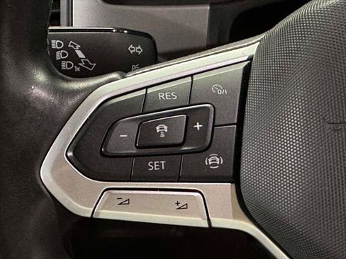 Used 2021 Volkswagen Atlas SE w/ Panoramic Sunroof Package AWD/4WD image 24
