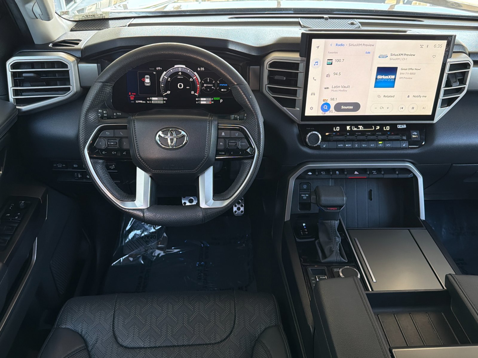 Used 2024 Toyota Sequoia SR5 w/ SR5 Premium Package AWD/4WD image 13