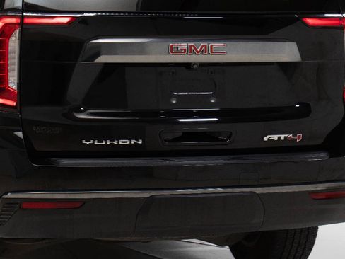 Used 2021 GMC Yukon XL AT4 w/ Rear Media and Nav Package AWD/4WD image 13