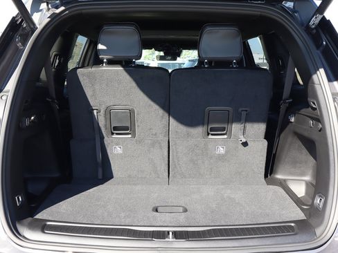 New 2025 Jeep Grand Cherokee L Altitude image 17