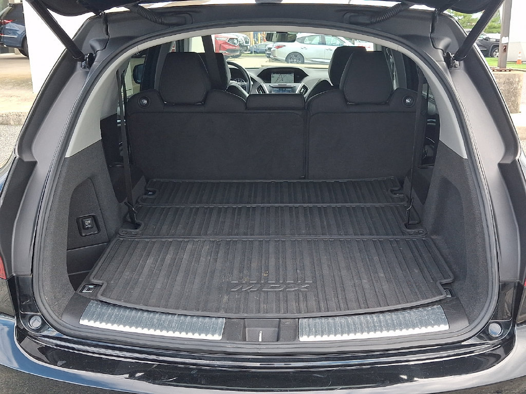 Used 2016 Acura MDX w/ Tech & Entertainment Pkg AWD/4WD image 32