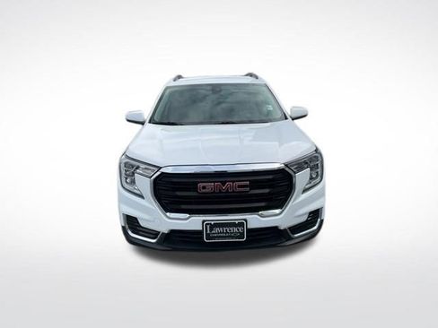 Certified 2023 GMC Terrain SLE w/ Driver Convenience Package image 2