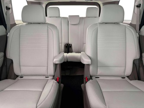 New 2026 Hyundai Palisade Limited AWD/4WD image 16
