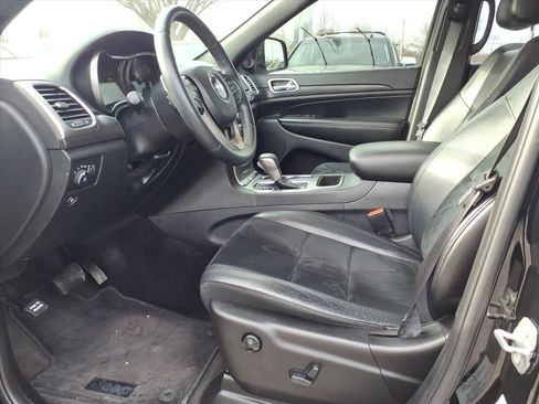 Used 2017 Jeep Grand Cherokee Altitude image 14