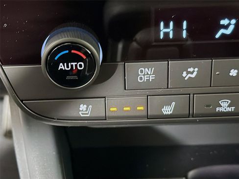 New 2026 Subaru Outback Touring XT AWD/4WD image 21