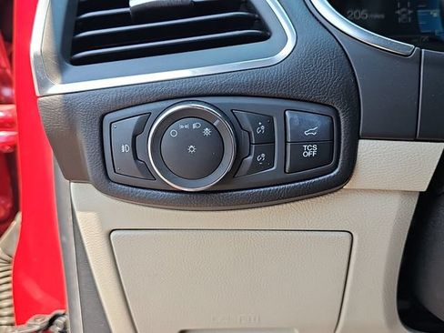 Certified 2020 Ford Edge Titanium FWD image 31