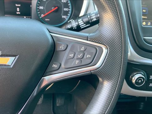 Used 2019 Chevrolet Equinox LS image 24