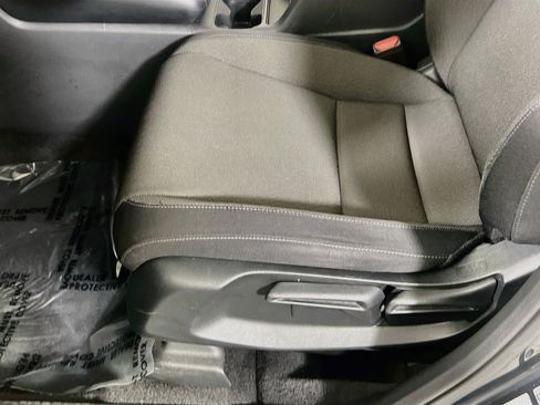 Used 2023 Honda CR-V LX image 18