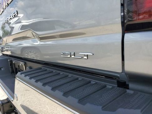 New 2026 GMC Sierra 2500 SLT w/ SLT Premium Package AWD/4WD image 8