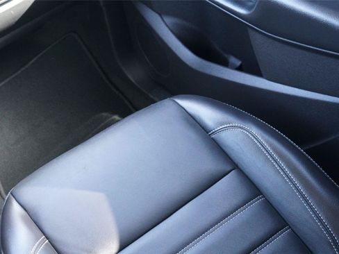 Certified 2019 Ford Escape Titanium FWD image 26