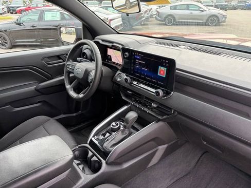 Used 2024 Chevrolet Colorado Trail Boss w/ Advanced Trailering Package AWD/4WD image 9