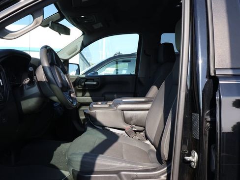 Used 2019 Chevrolet Silverado 1500 Custom Trail Boss w/ Custom Convenience Package AWD/4WD image 12