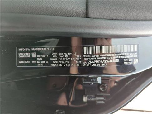 Used 2025 Maserati Grecale Modena AWD/4WD image 25