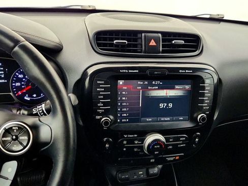Used 2016 Kia Soul ! w/ Premium Package image 18