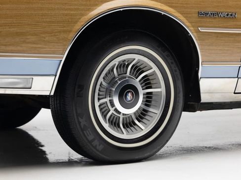 Used 1990 Buick Le Sabre Estate RWD image 38