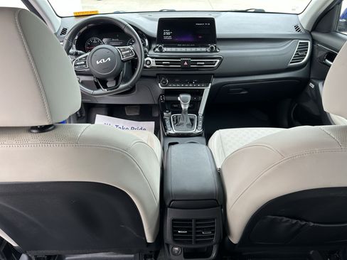 Used 2023 Kia Seltos SX w/ SX Sunroof Package AWD/4WD image 20