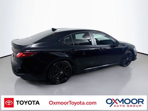 Used 2026 Toyota Camry SE FWD image 1