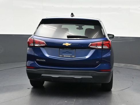 Used 2023 Chevrolet Equinox LT w/ Driver Convenience Package FWD image 4