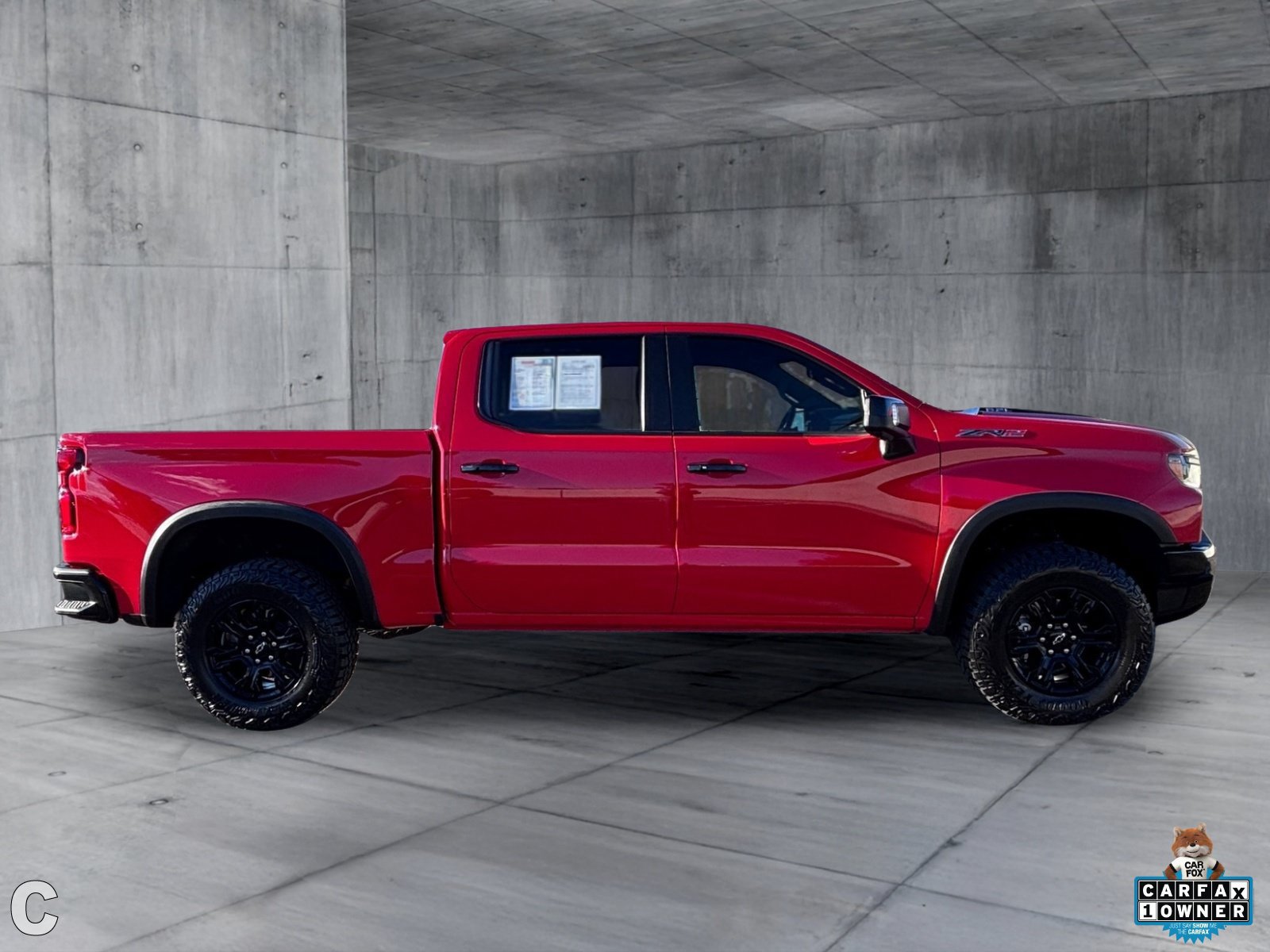 Used 2023 Chevrolet Silverado 1500 ZR2 w/ Technology Package AWD/4WD image 8