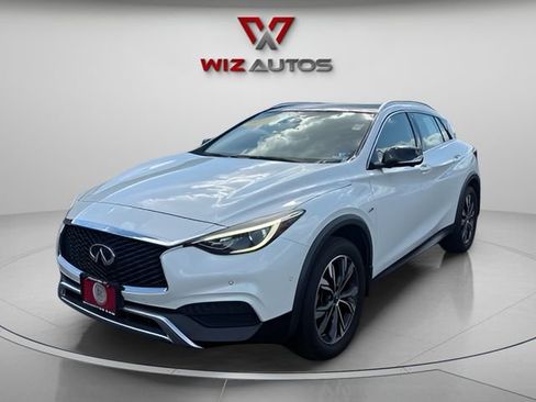 Used 2019 INFINITI QX30 AWD w/ Navigation Package image 1