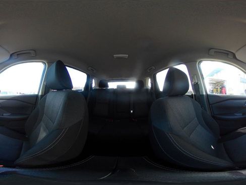 Used 2025 Nissan Rogue SV image 44